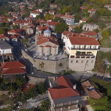 Hotel Isaraiko Spiti Agia Theodora Isaris Eksteriør bilde