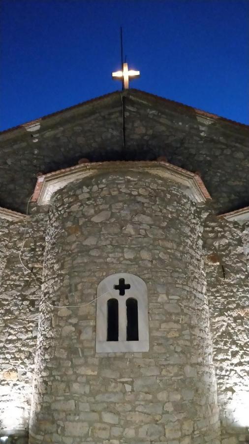 Hotel Isaraiko Spiti Agia Theodora Isaris Eksteriør bilde